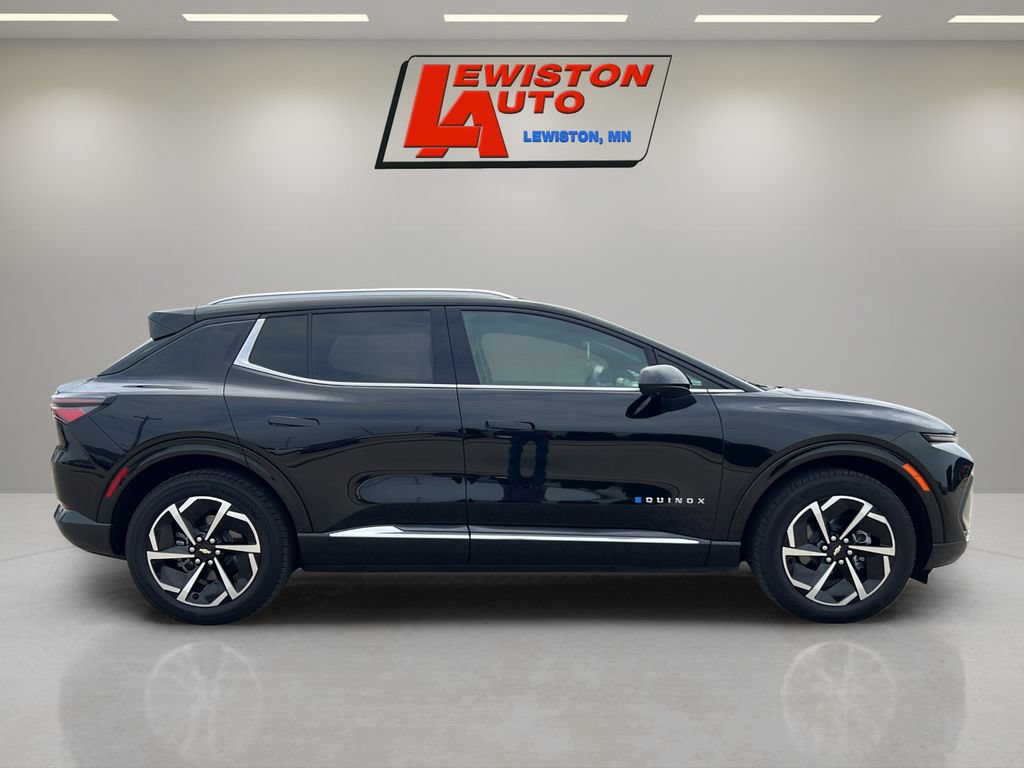 Certified 2025 Chevrolet Equinox EV LT FWD image 13