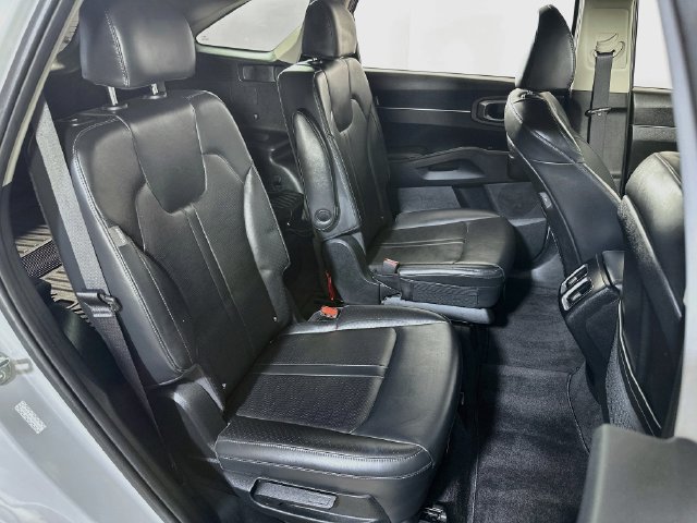 Used 2025 Kia Sorento X-Line EX AWD/4WD image 13