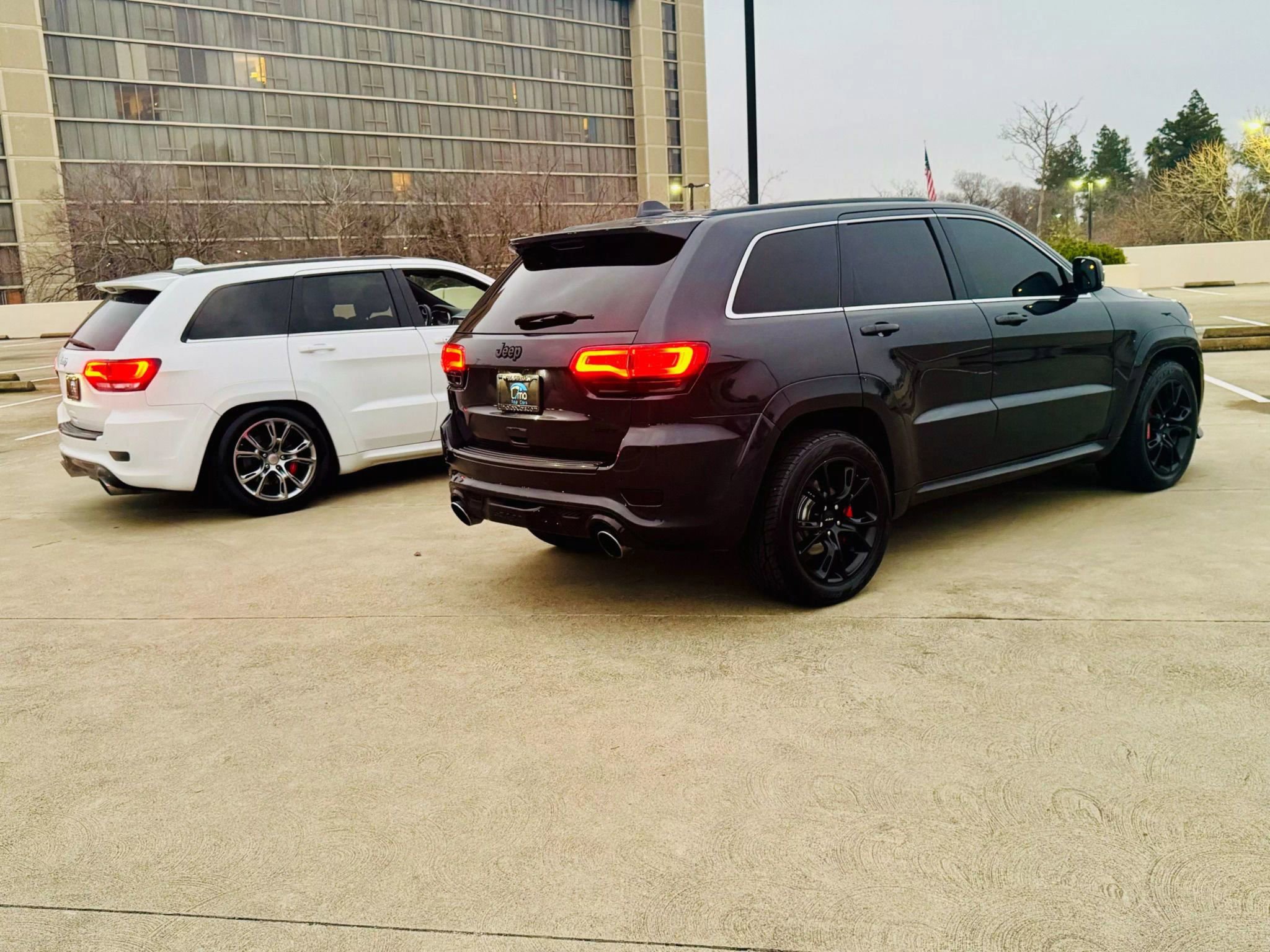 Used 2014 Jeep Grand Cherokee SRT image 42