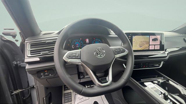 New 2026 Volkswagen Atlas Cross Sport SEL R-Line AWD/4WD image 12
