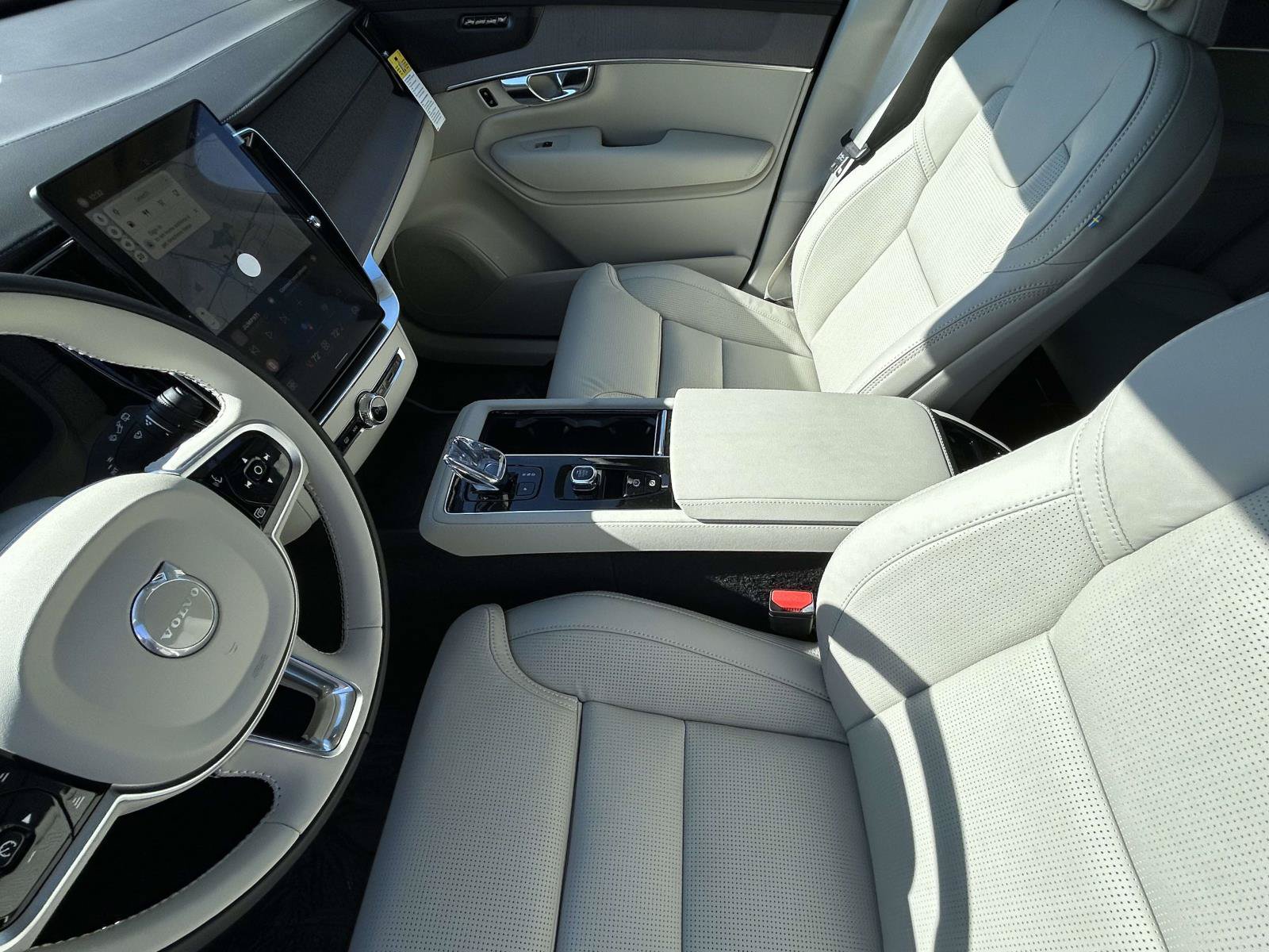 New 2026 Volvo XC90 B6 Ultra w/ Protection Package Premier AWD/4WD image 10