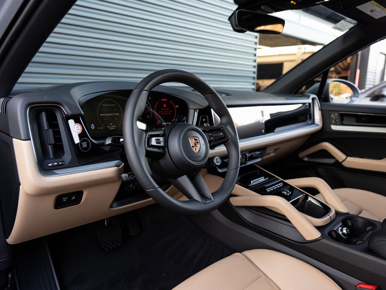 Certified 2026 Porsche Cayenne E-Hybrid image 4