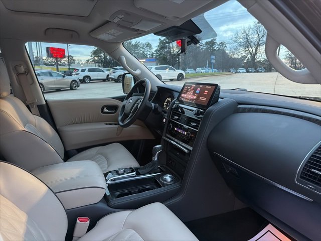 Used 2024 Nissan Armada Platinum w/ Captain's Chairs Package image 17