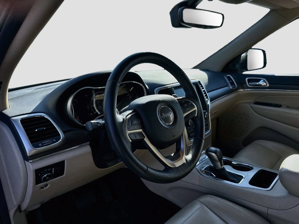 Used 2017 Jeep Grand Cherokee Limited RWD image 10