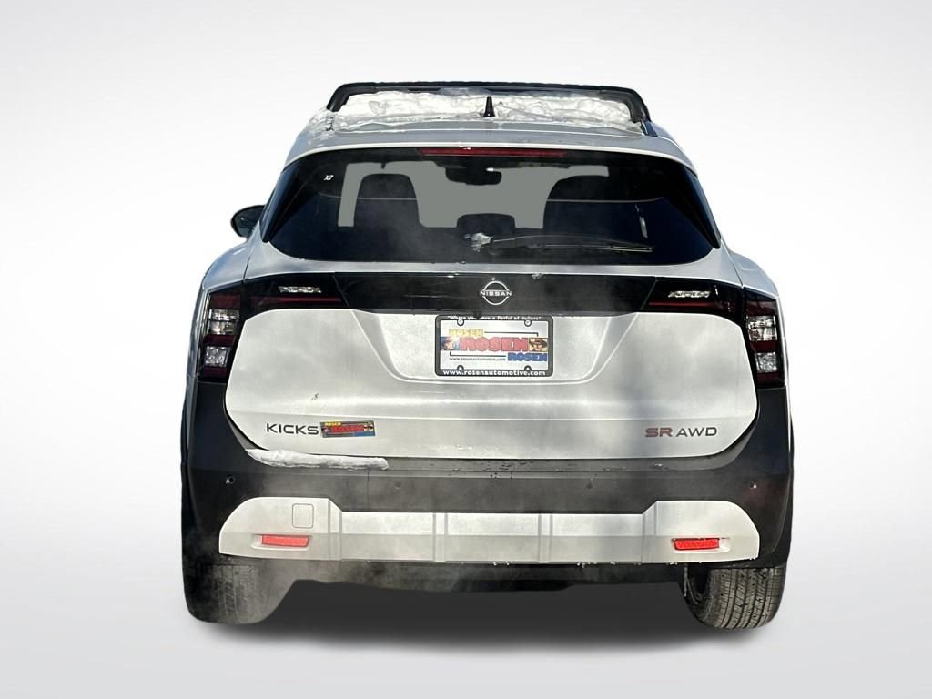 New 2026 Nissan Kicks SR w/ Illumination Package image 4