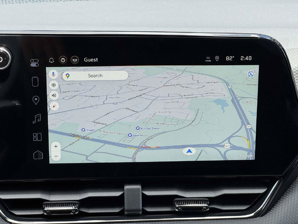 New 2026 Chevrolet Equinox RS w/ Safety and Technology Package FWD image 4
