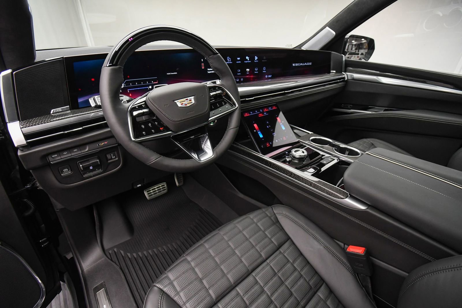 Used 2025 Cadillac Escalade V w/ LPO, ONYX Package image 13
