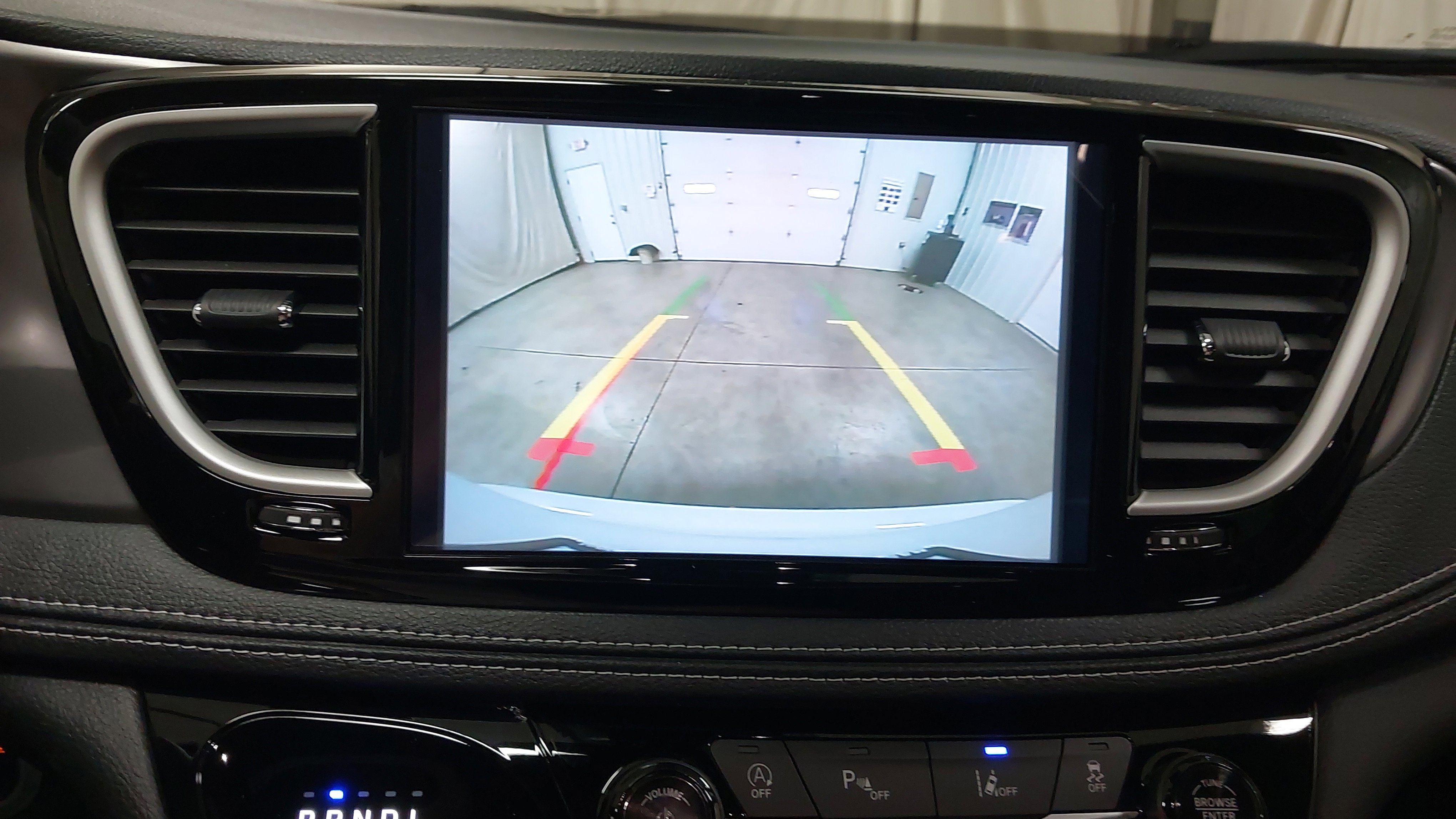 New 2026 Chrysler Pacifica Select image 36