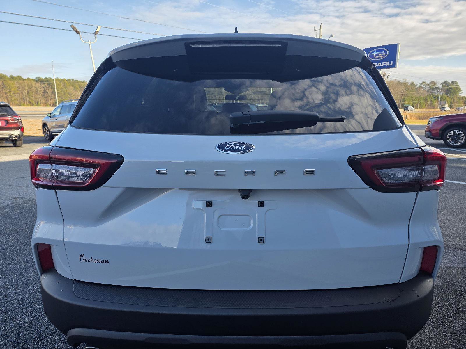 Used 2025 Ford Escape ST-Line image 6