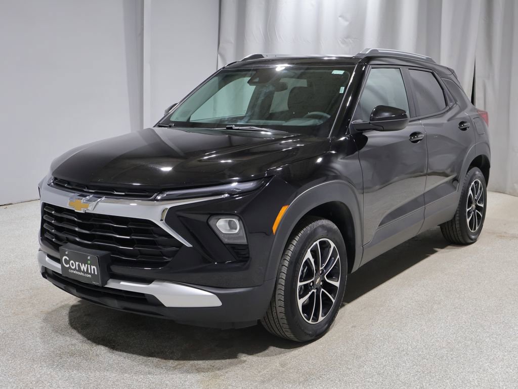Used 2025 Chevrolet TrailBlazer LT AWD/4WD image 7