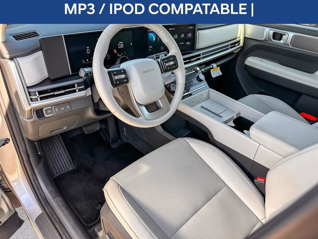 Used 2025 Hyundai Santa Fe SEL FWD image 14