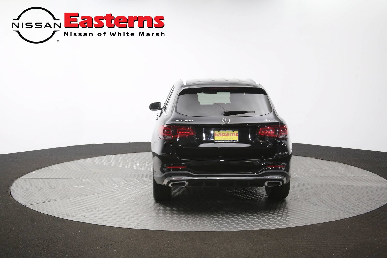 Used 2022 Mercedes-Benz GLC 300 4MATIC w/ AMG Line image 39