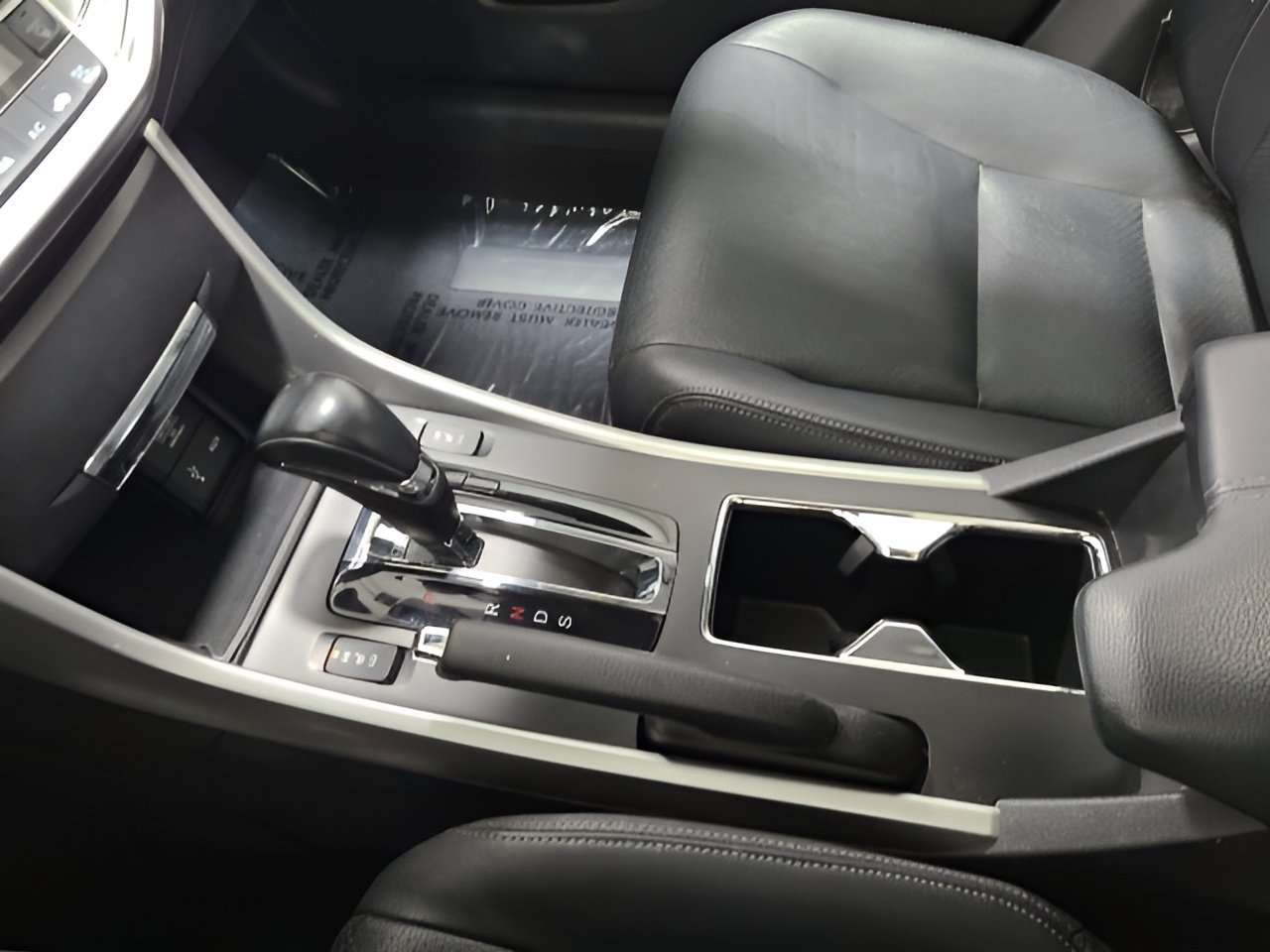 Used 2014 Honda Accord EX-L image 31