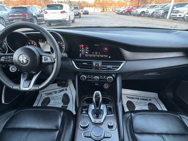 Used 2020 Alfa Romeo Giulia Ti w/ Nero Edizione image 20