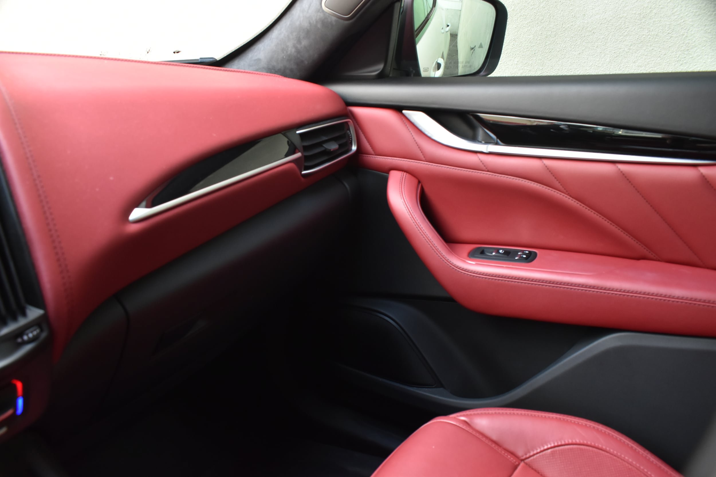 Used 2022 Maserati Levante GT AWD/4WD image 26
