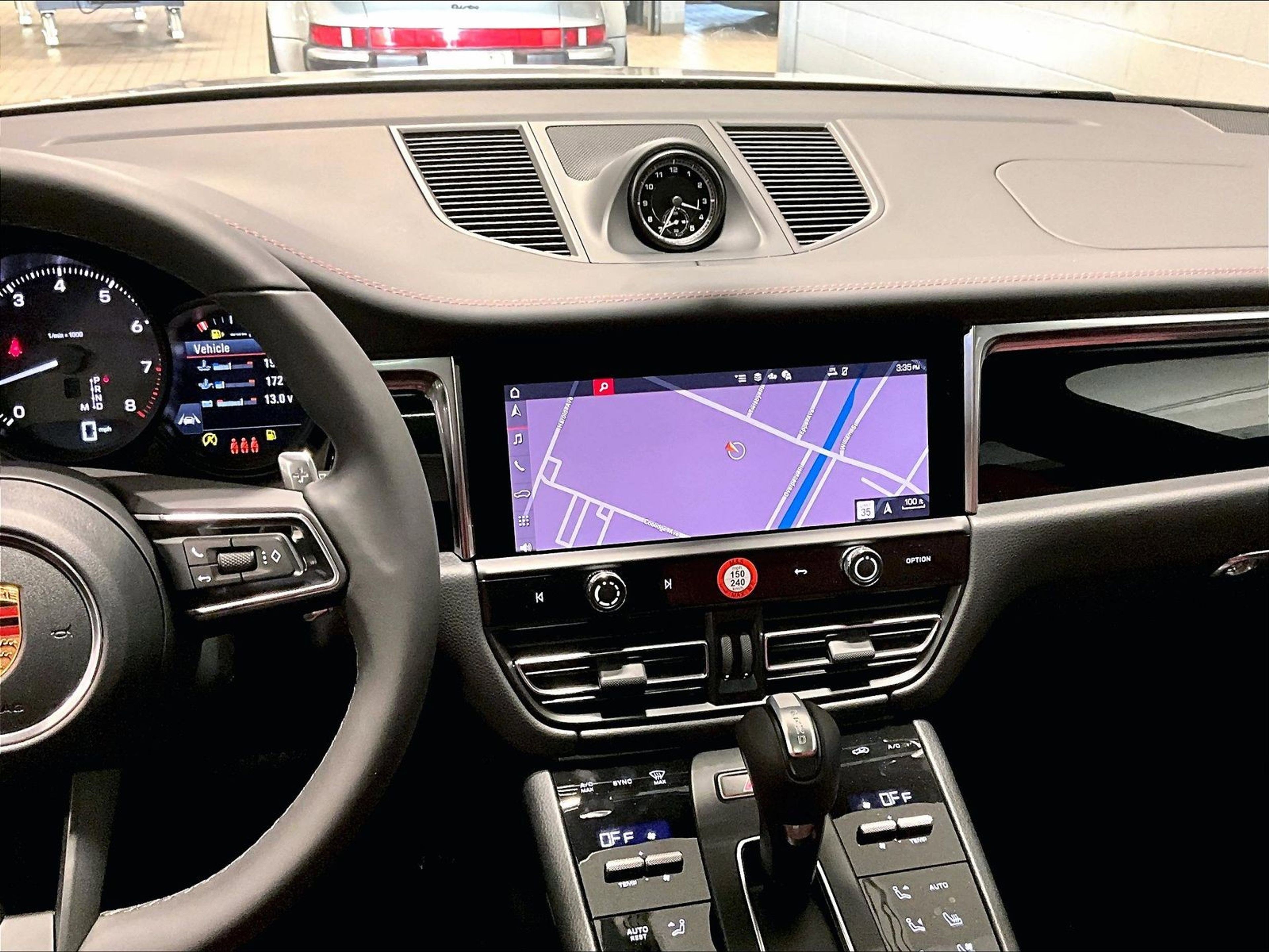 New 2026 Porsche Macan image 9