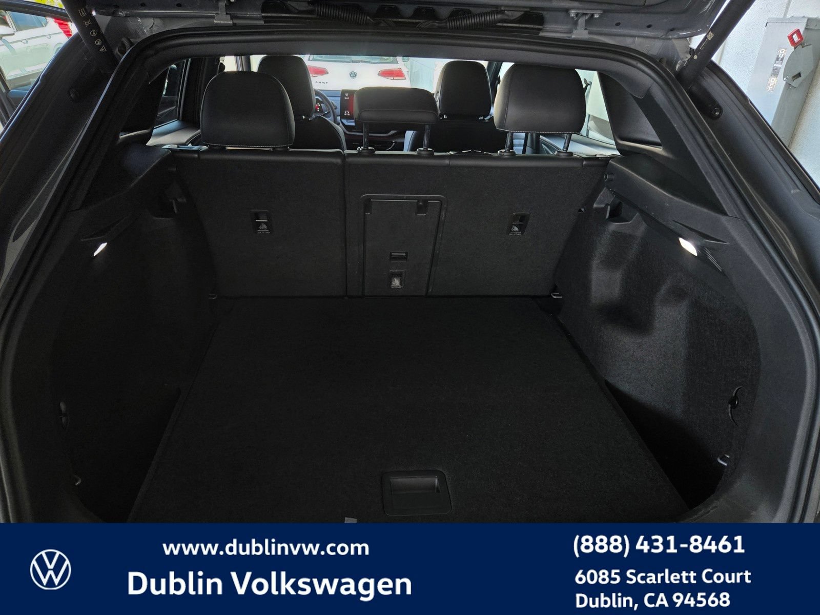 Used 2023 Volkswagen ID.4 Pro S AWD/4WD image 24