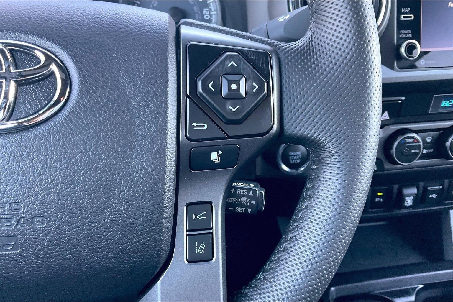 Used 2021 Toyota Tacoma TRD Off-Road w/ Technology Package image 11