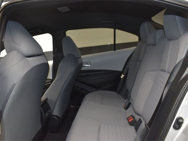 Used 2025 Toyota Corolla SE image 10