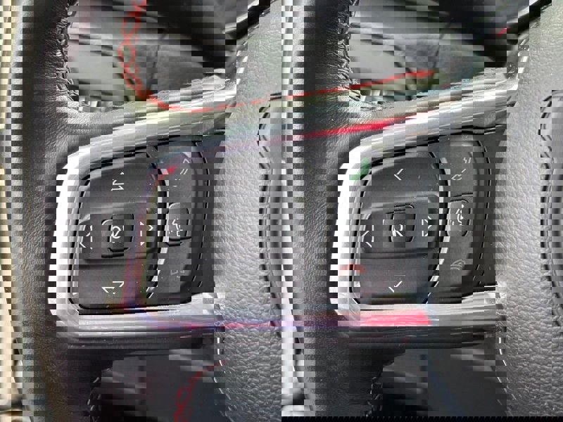 Used 2022 Jeep Gladiator Rubicon w/ Cold Weather Group image 17