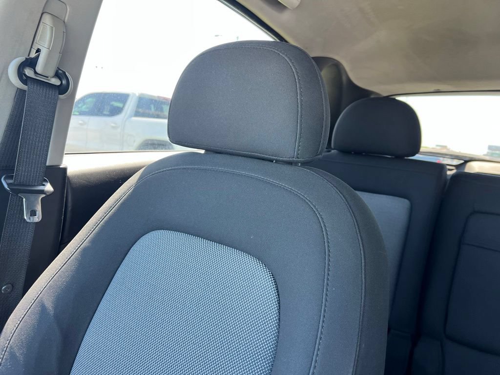 Certified 2013 Chevrolet Captiva Sport LT FWD image 15
