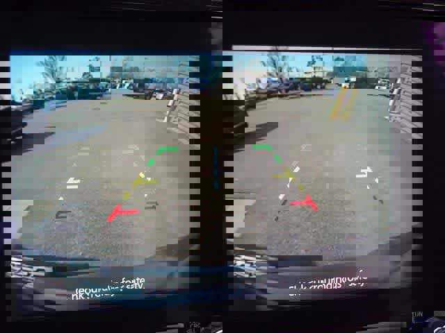 Used 2024 Nissan Frontier SV w/ Technology Package image 26