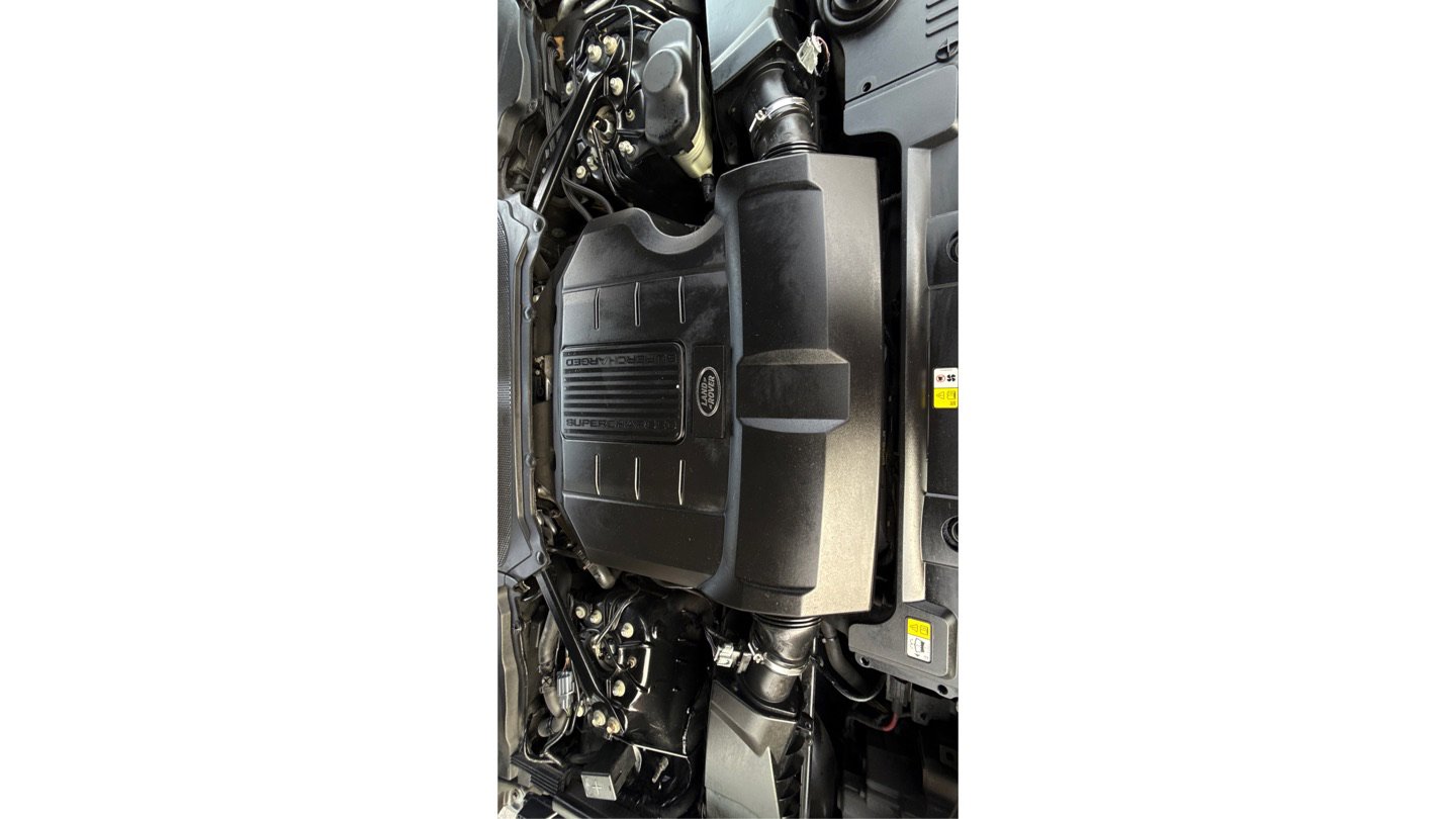 Used 2017 Land Rover Range Rover Autobiography image 57