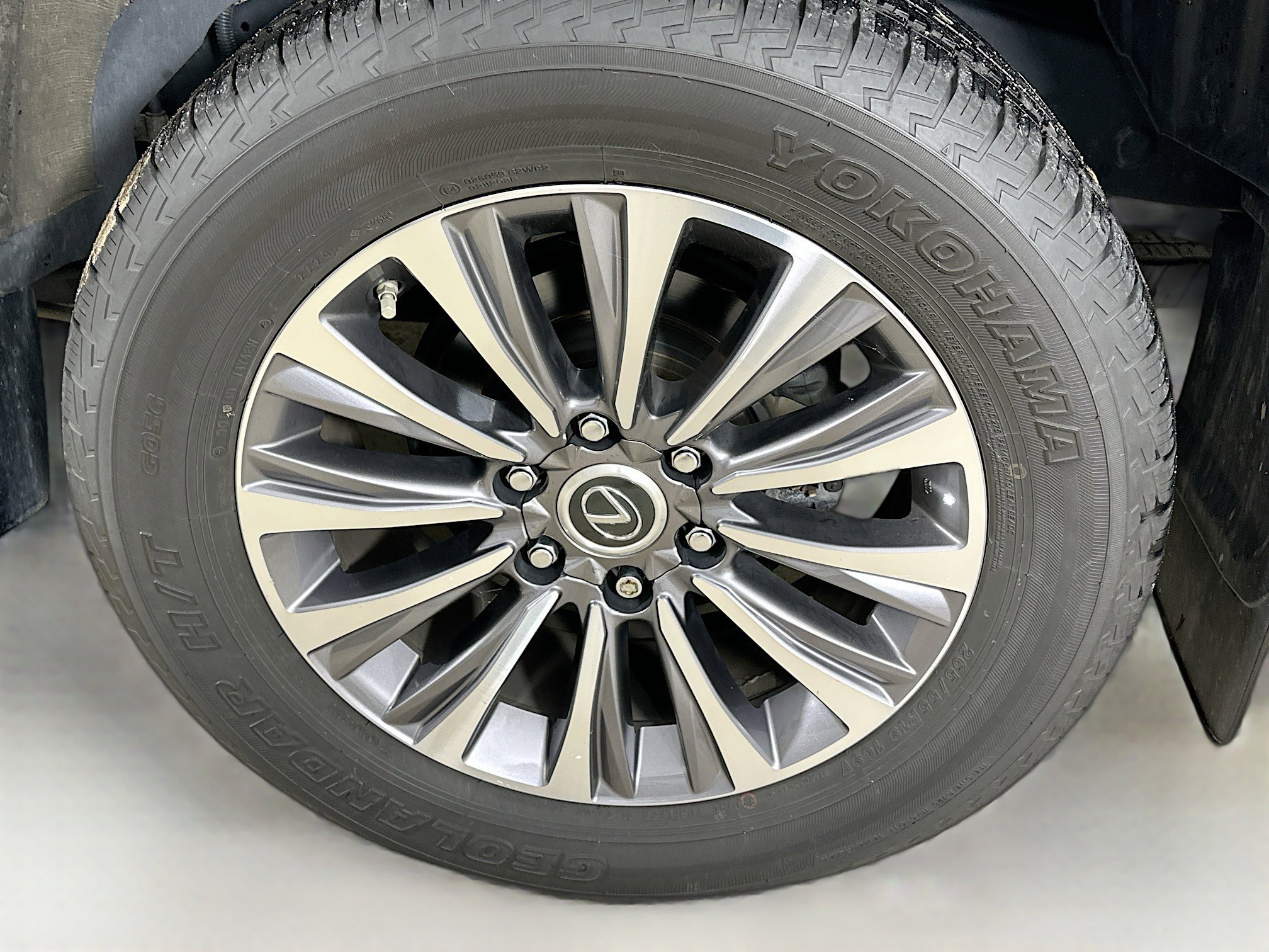 Used 2022 Lexus GX 460 Luxury w/ Accessory Package AWD/4WD image 39