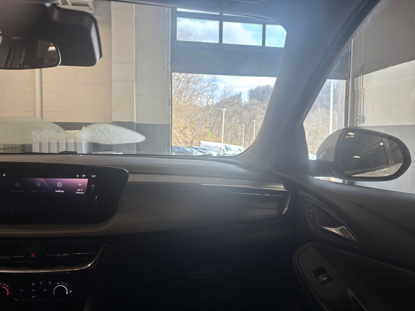 Used 2025 Buick Encore GX Preferred image 35