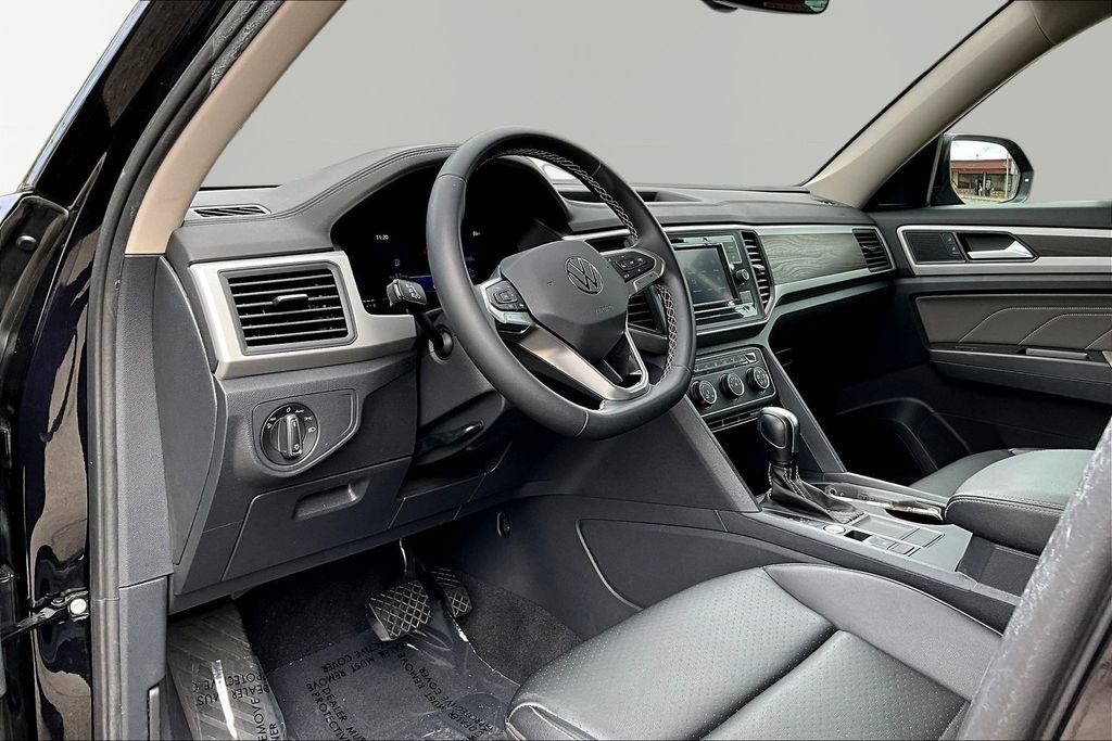 Used 2023 Volkswagen Atlas SE FWD image 17