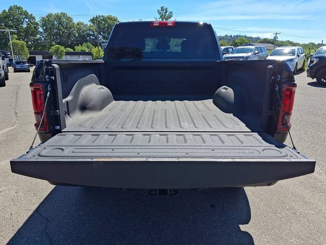 Used 2026 RAM 2500 Big Horn AWD/4WD image 32