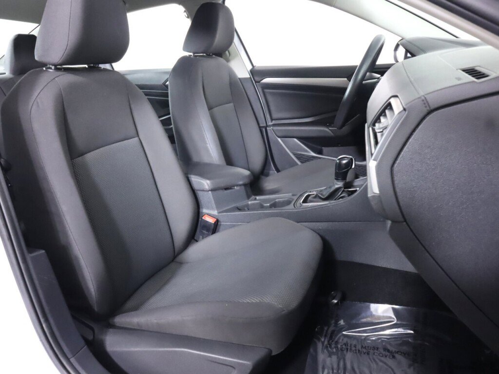 Used 2019 Volkswagen Jetta S image 33