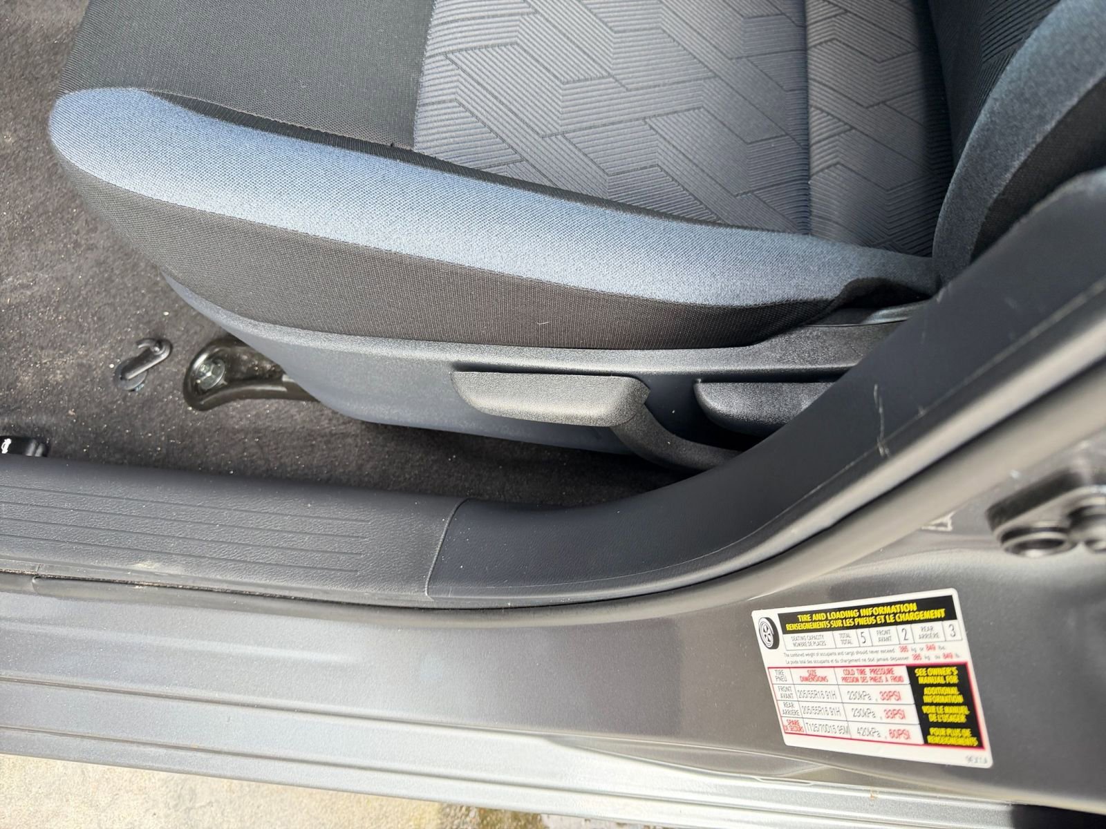 Used 2025 Nissan Versa SV image 22