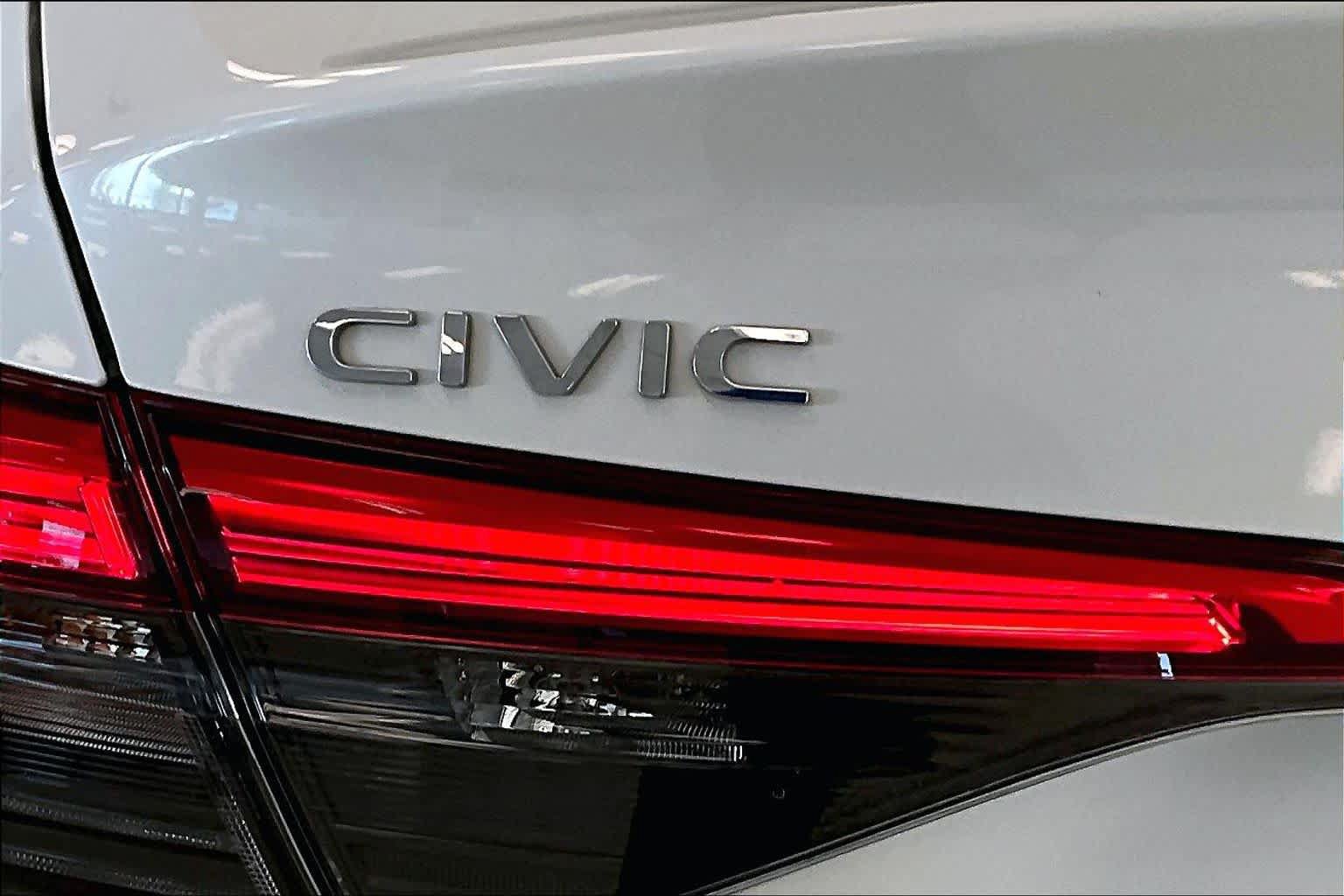 Used 2022 Honda Civic EX image 29