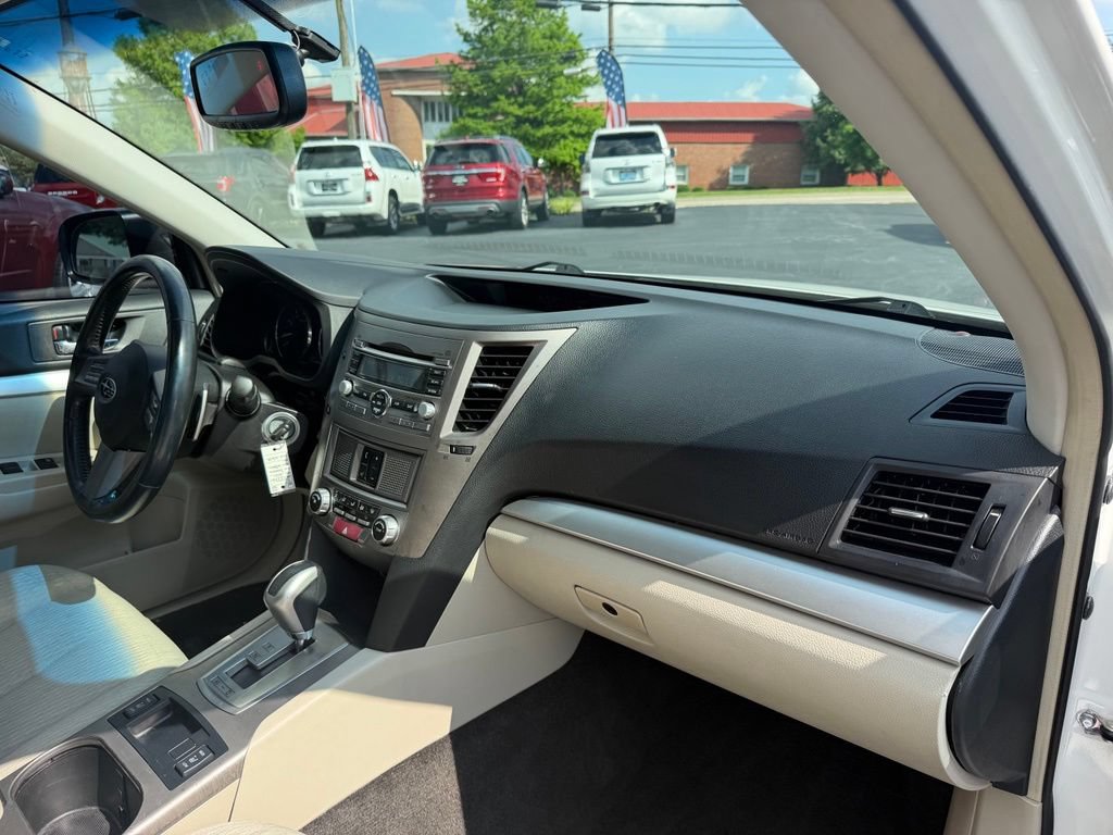 Used 2011 Subaru Legacy 2.5i Premium AWD/4WD image 29