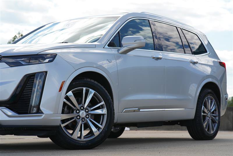 Used 2020 Cadillac XT6 Premium Luxury AWD/4WD image 12