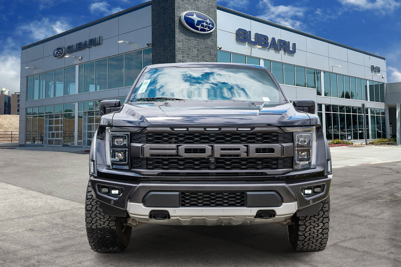 Used 2022 Ford F150 Raptor w/ Equipment Group 801A High AWD/4WD image 2