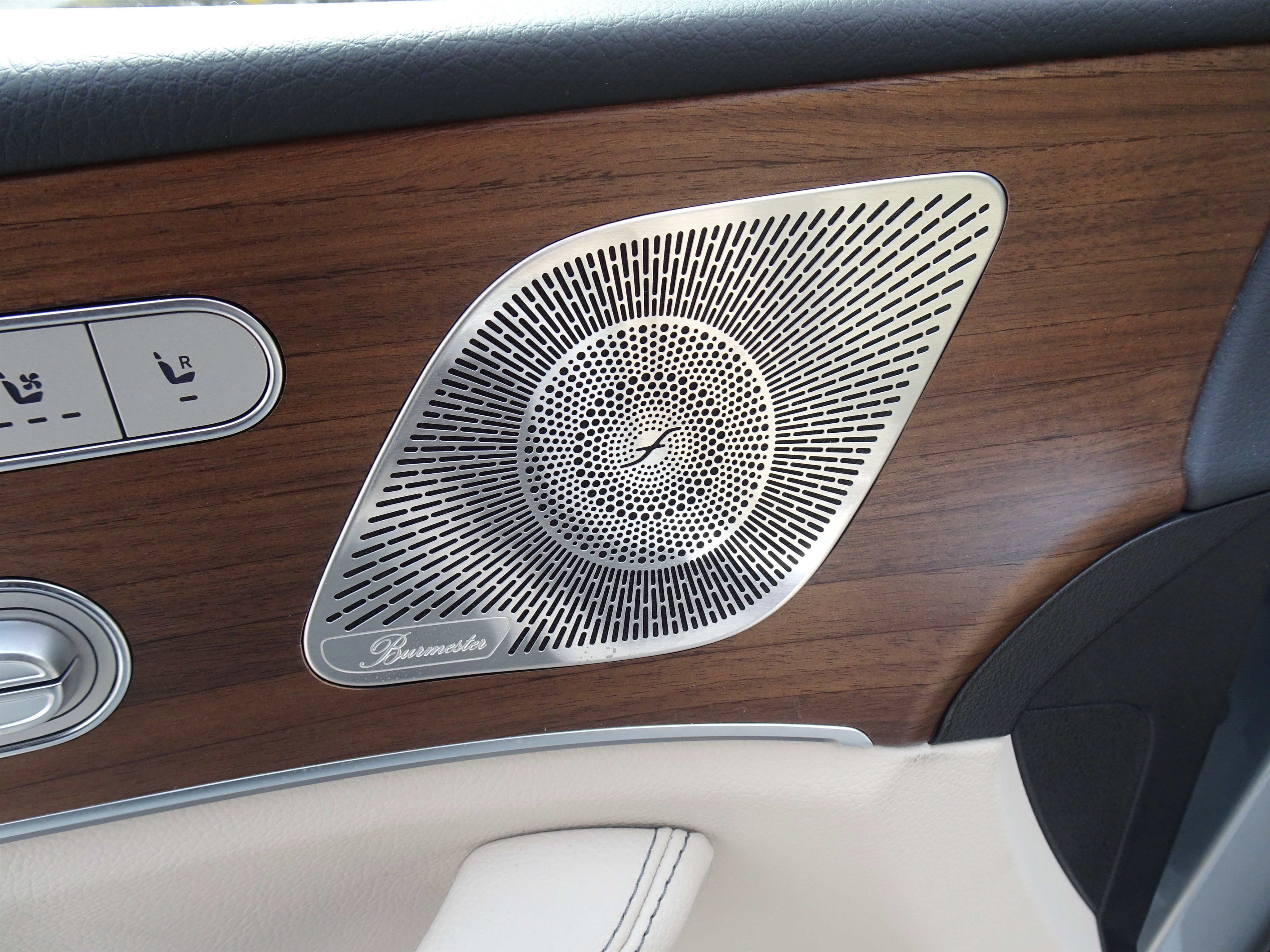 Used 2024 Mercedes-Benz GLS 450 4MATIC image 5