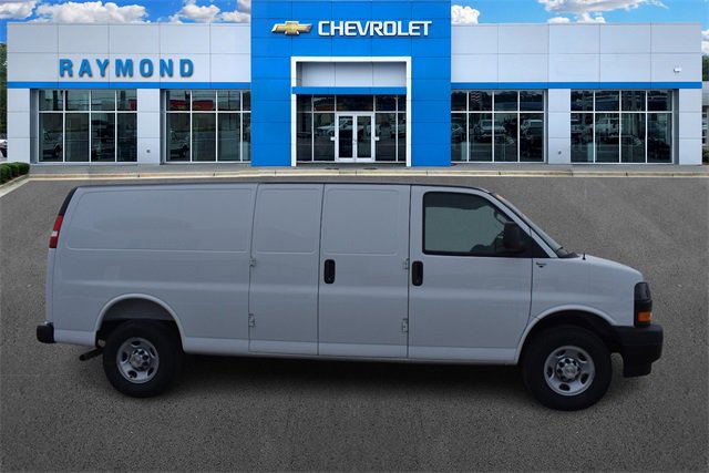New 2025 Chevrolet Express 2500 Work Van video 2