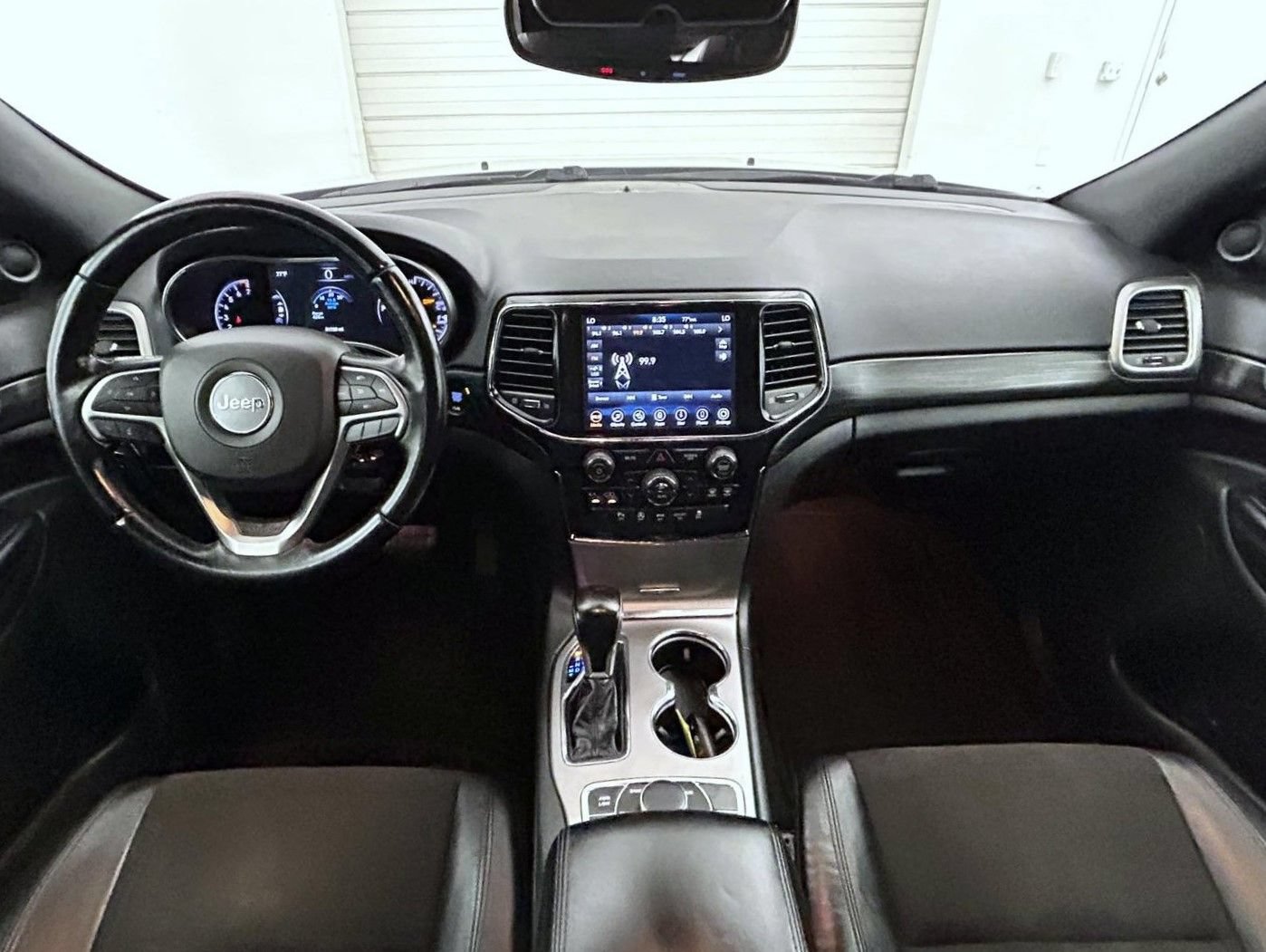 Used 2022 Jeep Grand Cherokee Laredo X AWD/4WD image 13