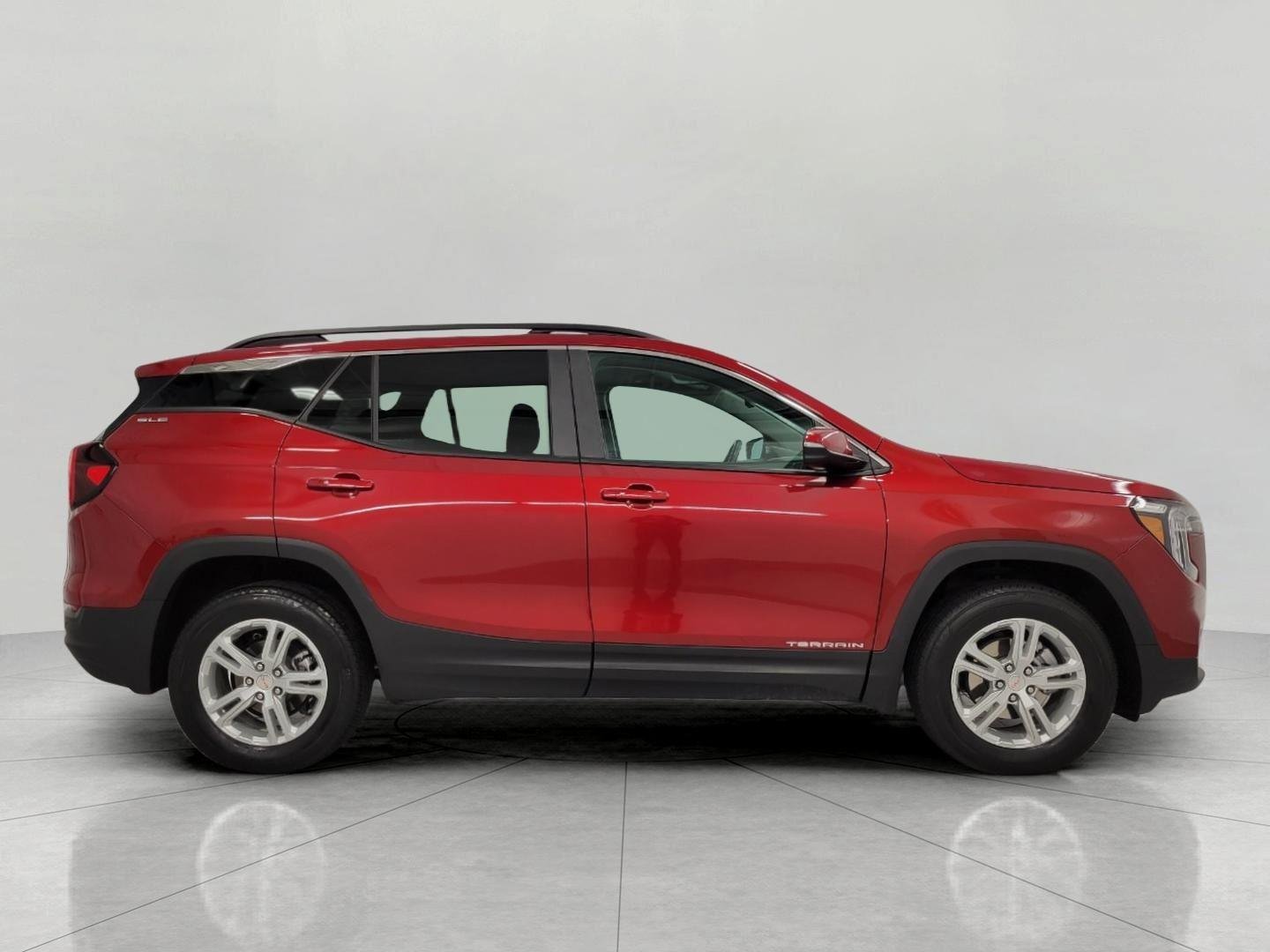 Used 2023 GMC Terrain SLE w/ Driver Convenience Package AWD/4WD image 40