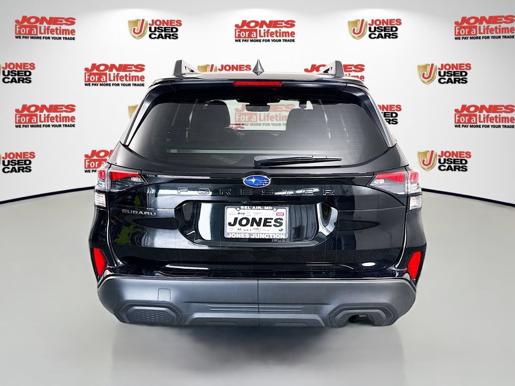 Certified 2025 Subaru Forester Premium AWD/4WD image 15