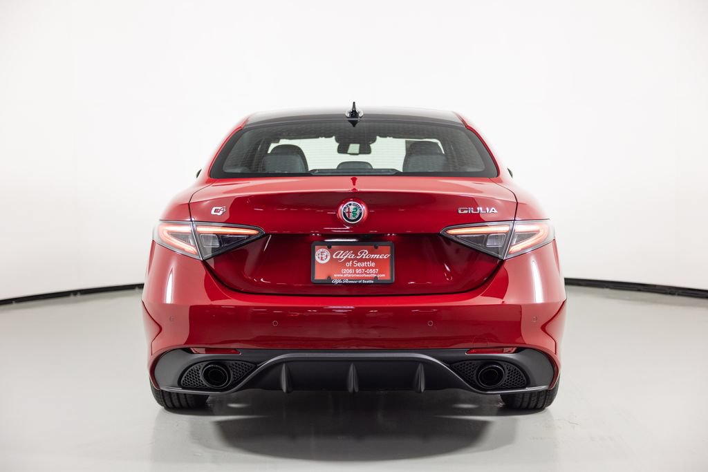 New 2026 Alfa Romeo Giulia AWD image 2