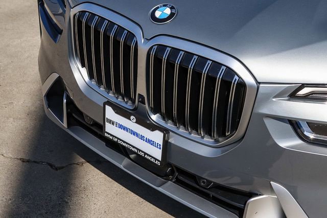 Used 2024 BMW X7 xDrive40i AWD/4WD image 10