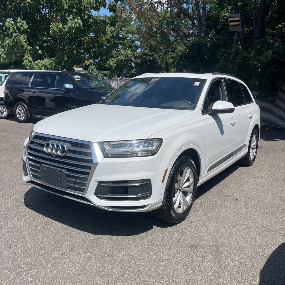 Used 2018 Audi Q7 3.0T Premium Plus w/ Premium Plus Package AWD/4WD image 2