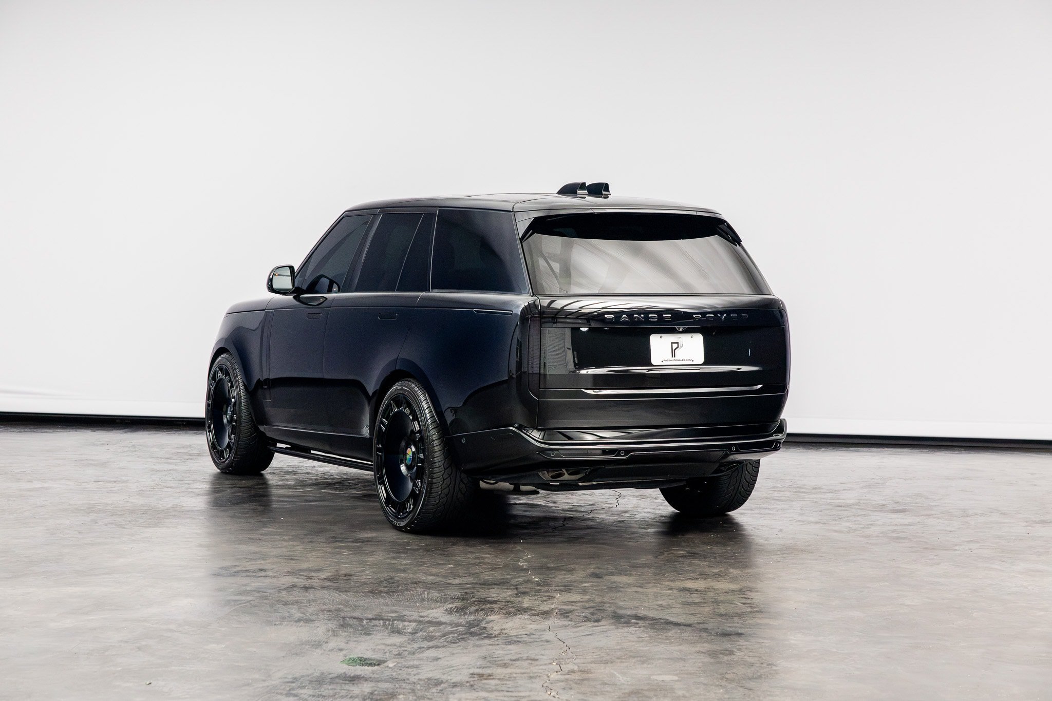 Used 2024 Land Rover Range Rover SE AWD/4WD image 14