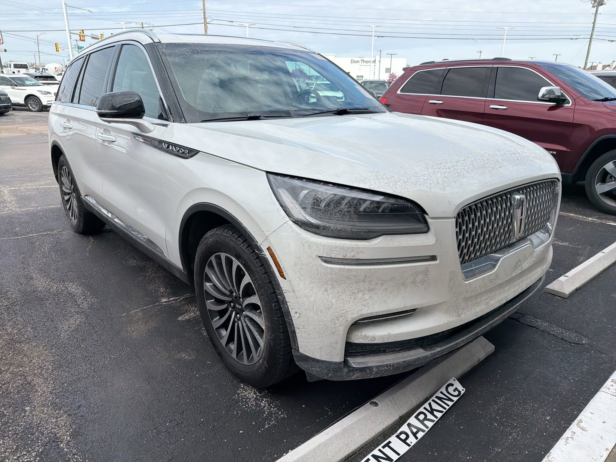Used 2023 Lincoln Aviator Reserve w/ Equipment Group 201A image 3