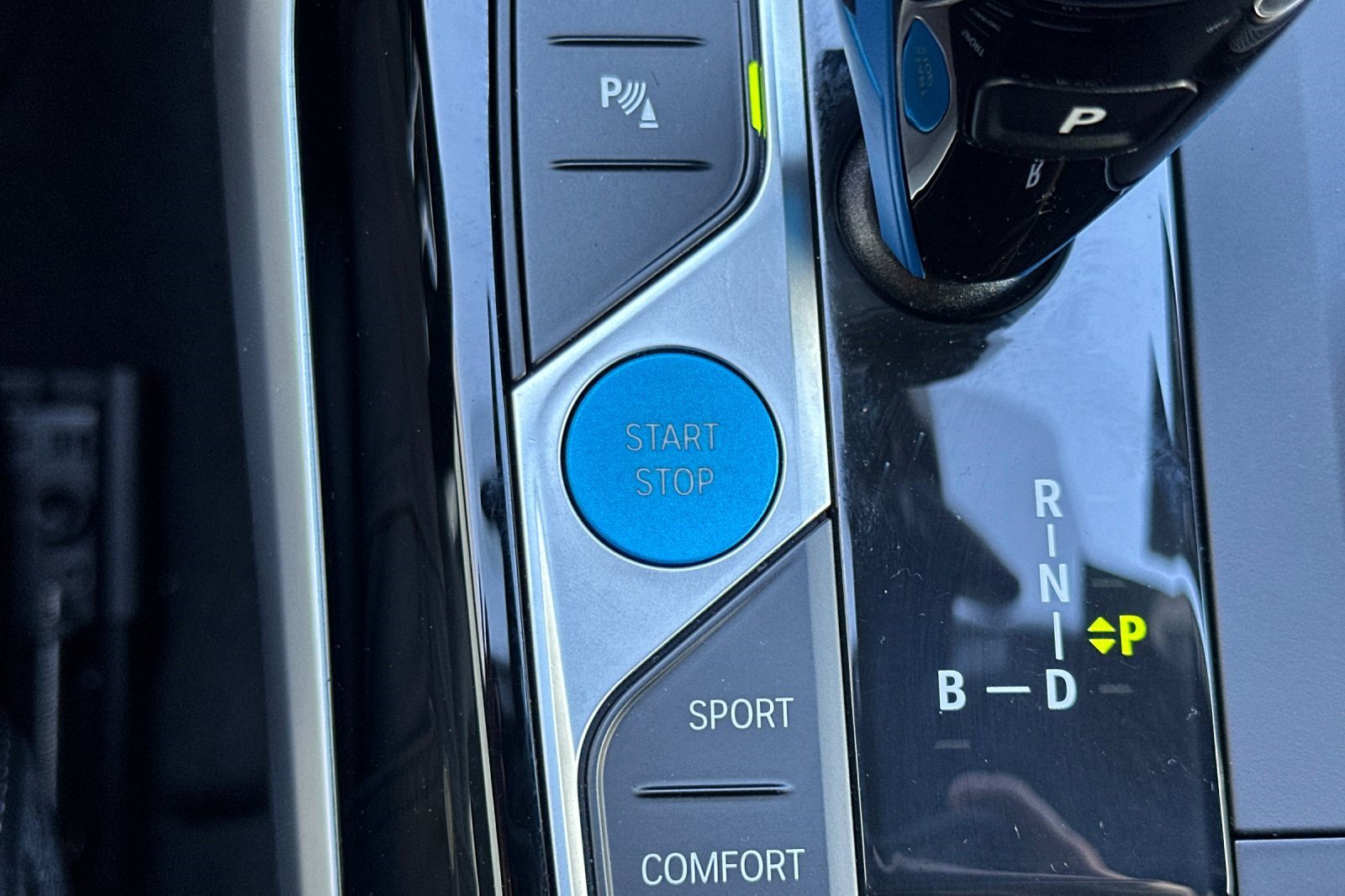 Certified 2023 BMW i4 eDrive40 w/ Premium Package image 28