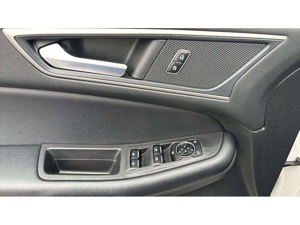 Used 2023 Ford Edge SEL w/ Convenience Package image 19