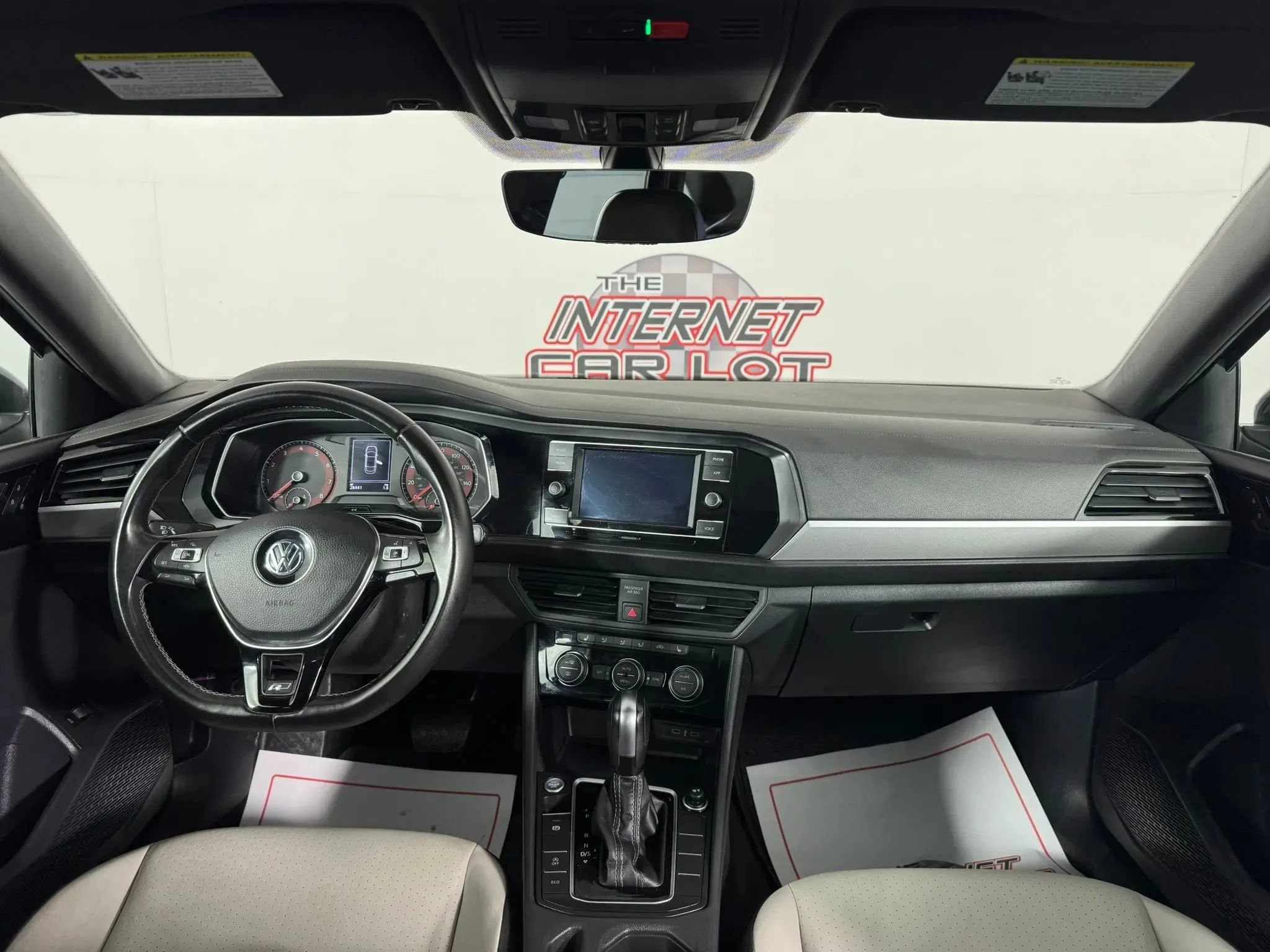 Used 2020 Volkswagen Jetta R-Line FWD image 11